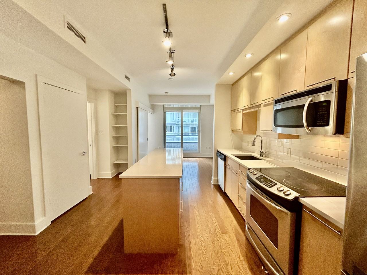 101 Richmond Road #420 - Photo 5 of 25