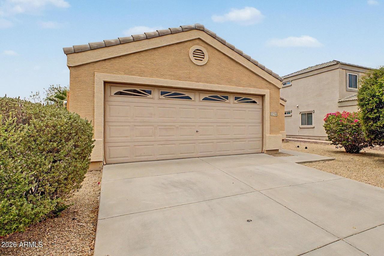 12749 W Sweetwater Ave - Photo 4 of 29