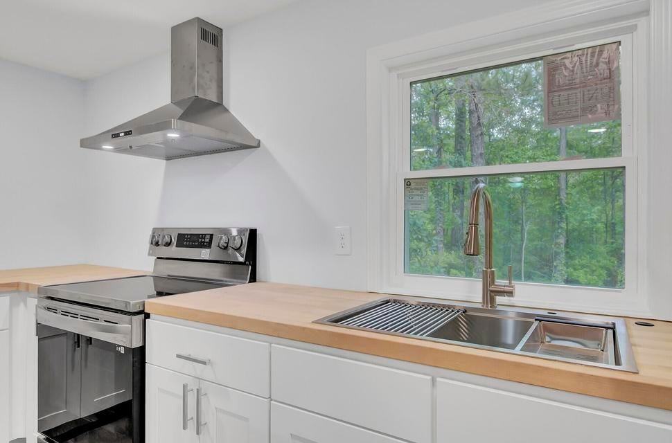 1822 Black Tom Rd - Photo 4 of 12