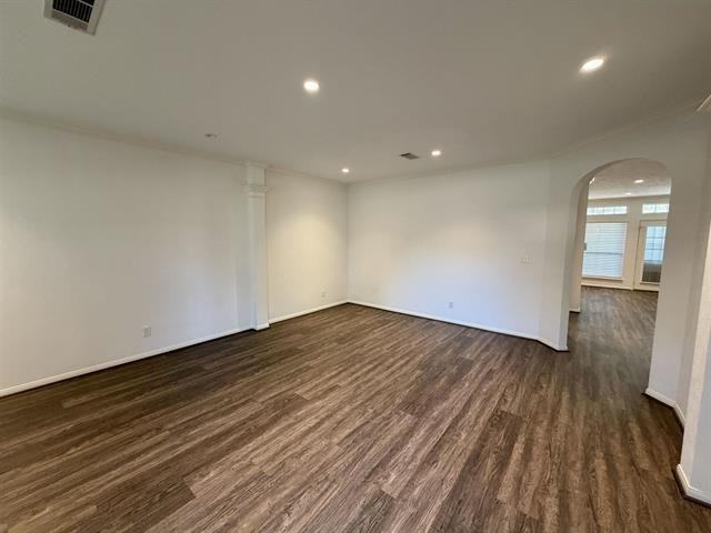 7811 Pecan Dr - Photo 3 of 23