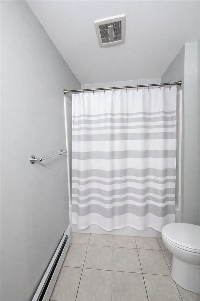 215 State St - Photo 4 of 9
