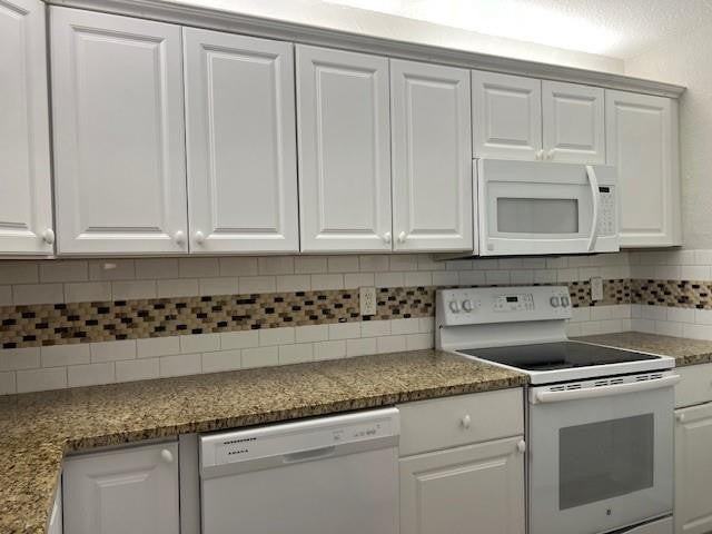 2588 Riverside Dr - Photo 3 of 27