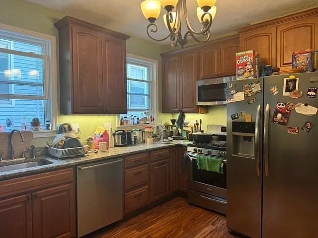 59 Centre St - Photo 2 of 11
