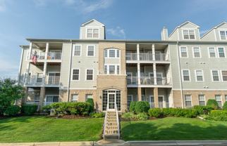 1299 W Lake St ##302 - Photo 1 of 1