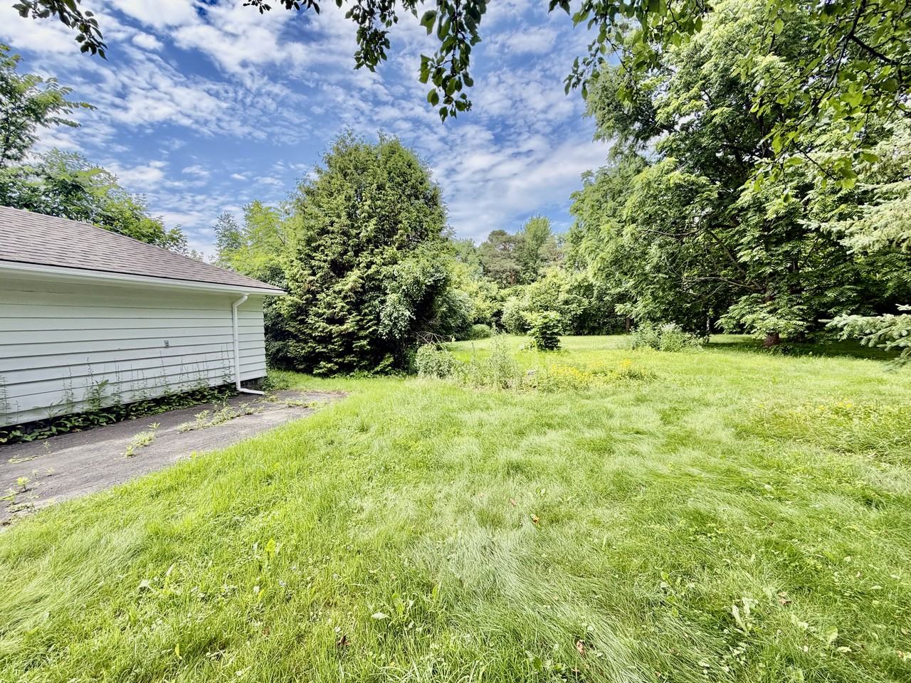 1107 Falaise Road - Photo 6 of 29