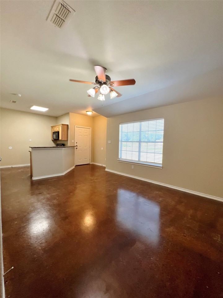 120 Sunburst Ct - Photo 5 of 19