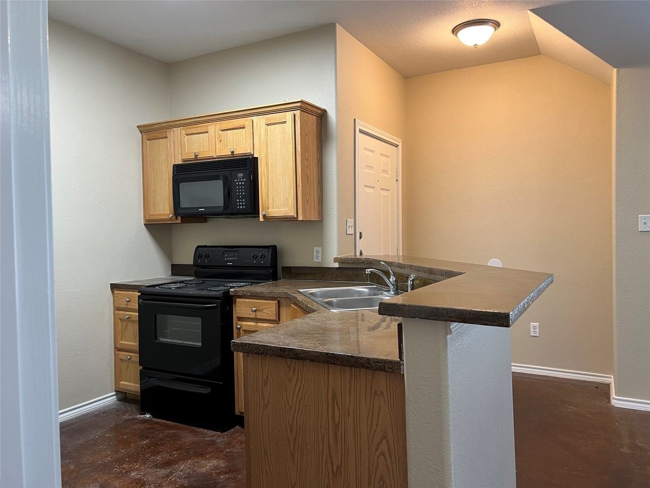120 Sunburst Ct - Photo 7 of 19
