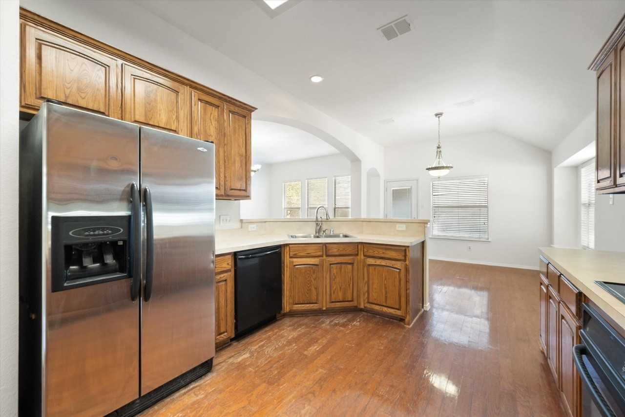 4111 Kite Ln - Photo 7 of 28