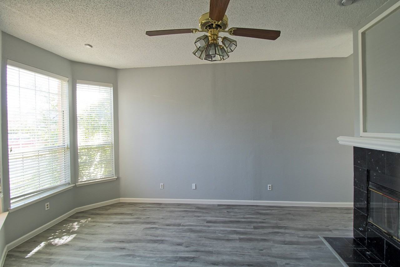 6418 Wildhaven Dr - Photo 3 of 38