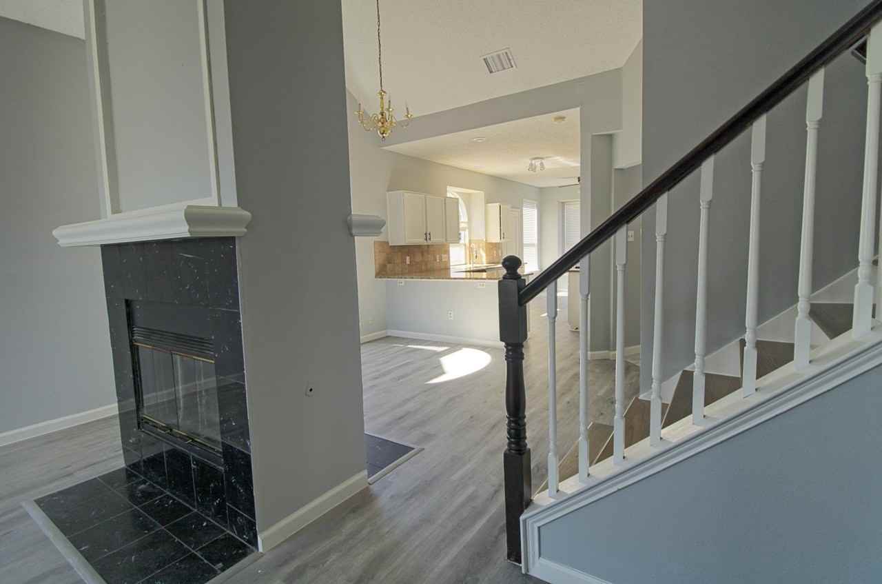 6418 Wildhaven Dr - Photo 5 of 38