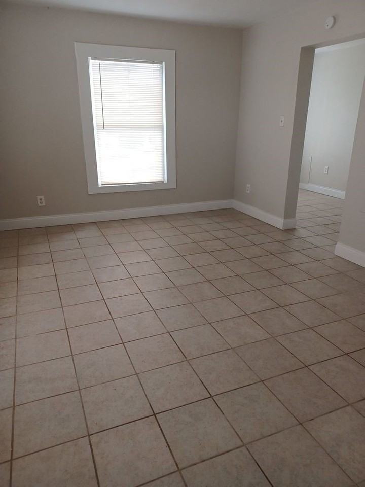 1217 S 3rd St #3 - Photo 6 of 6