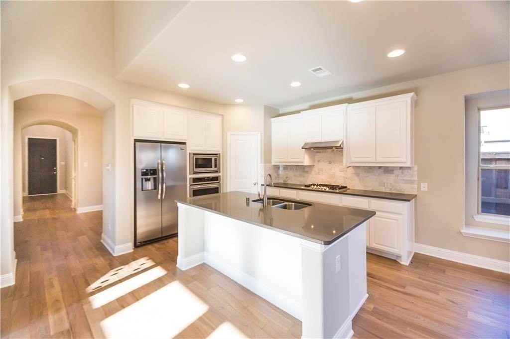 4309 Meadow Hawk Dr - Photo 2 of 28