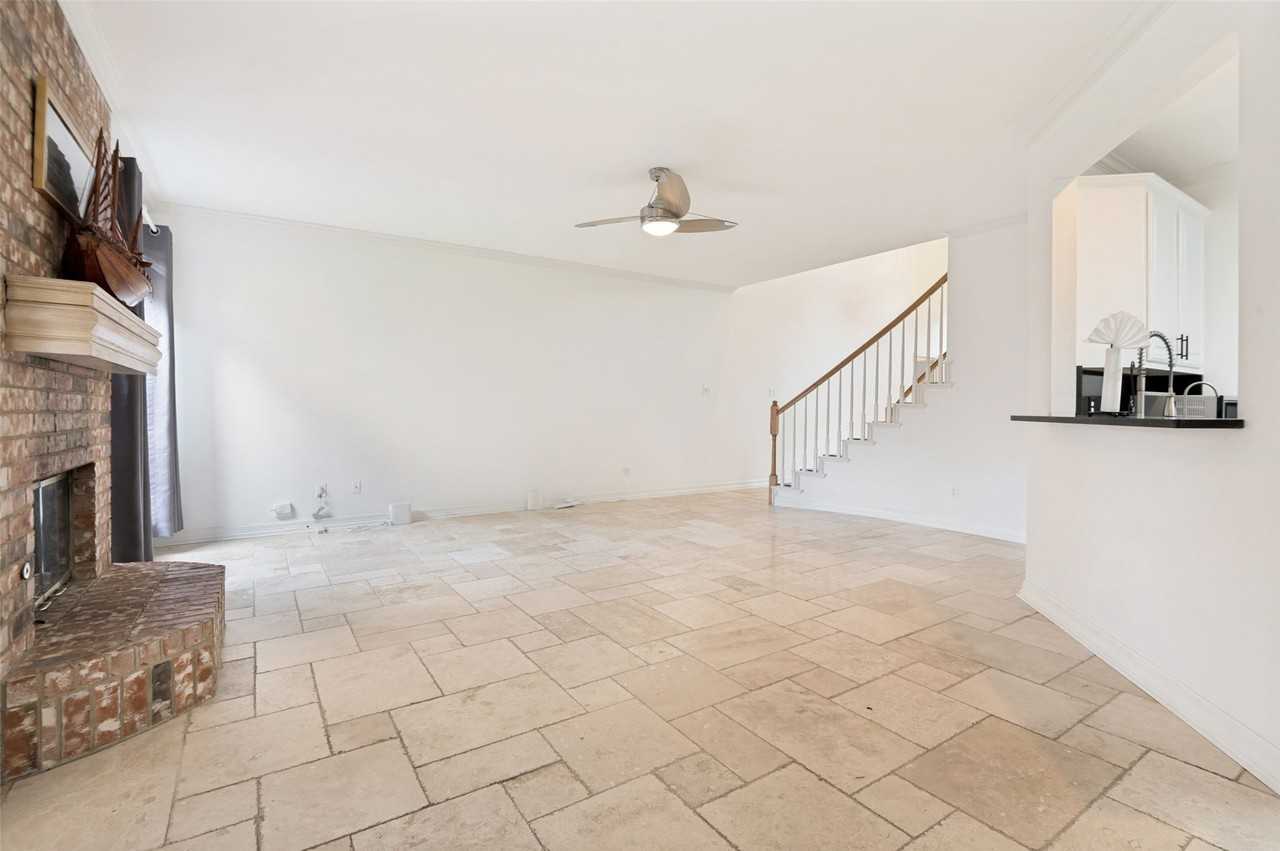 5820 Willow Wood Ln - Photo 5 of 25