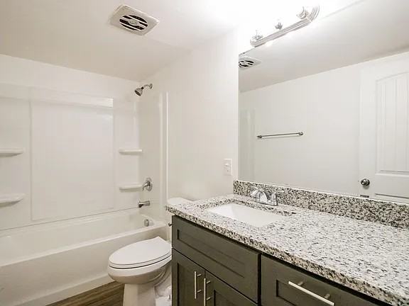 216 South 100 West - Photo 2 of 11