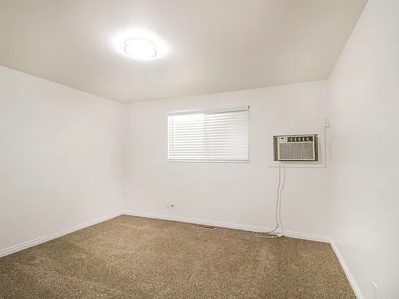 216 South 100 West - Photo 4 of 11