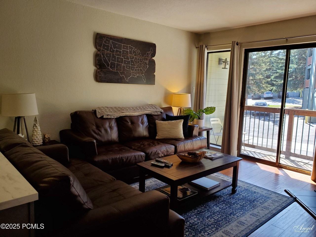 1530 Empire Ave #200 - Photo 2 of 13