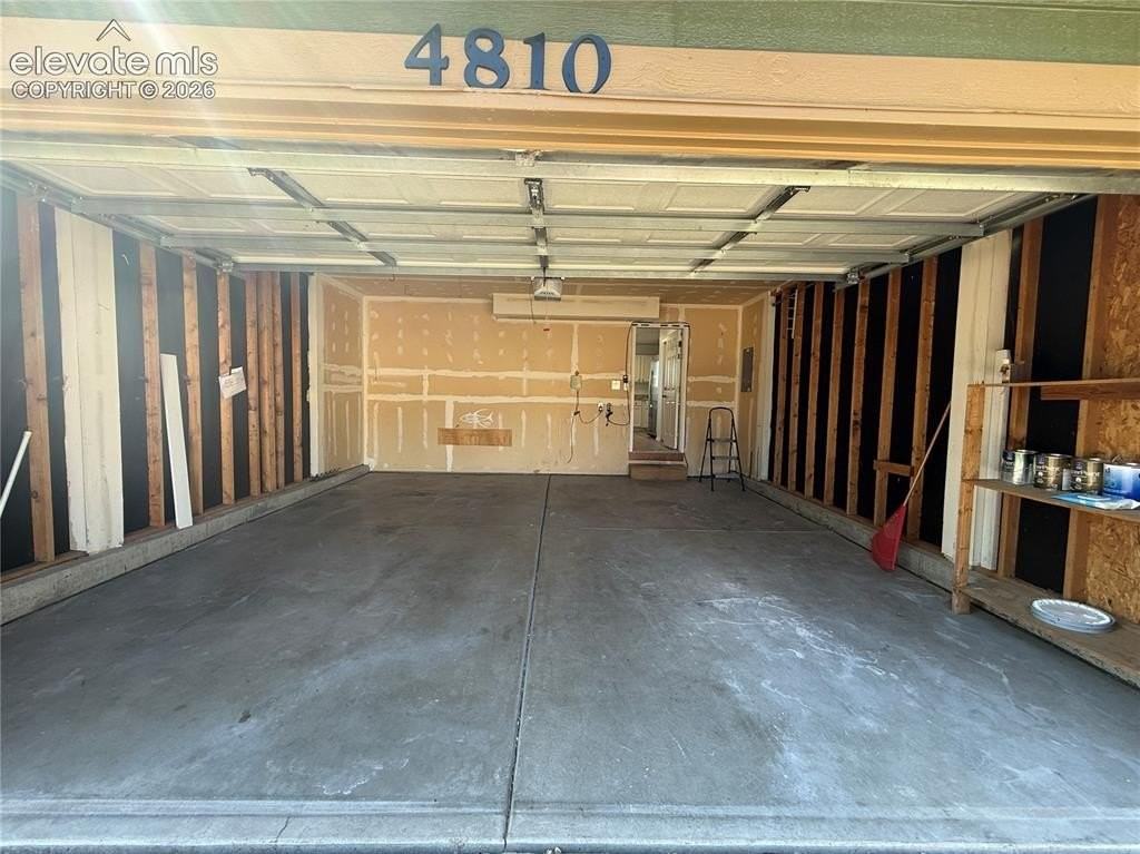 4810 Ardley Dr - Photo 6 of 20