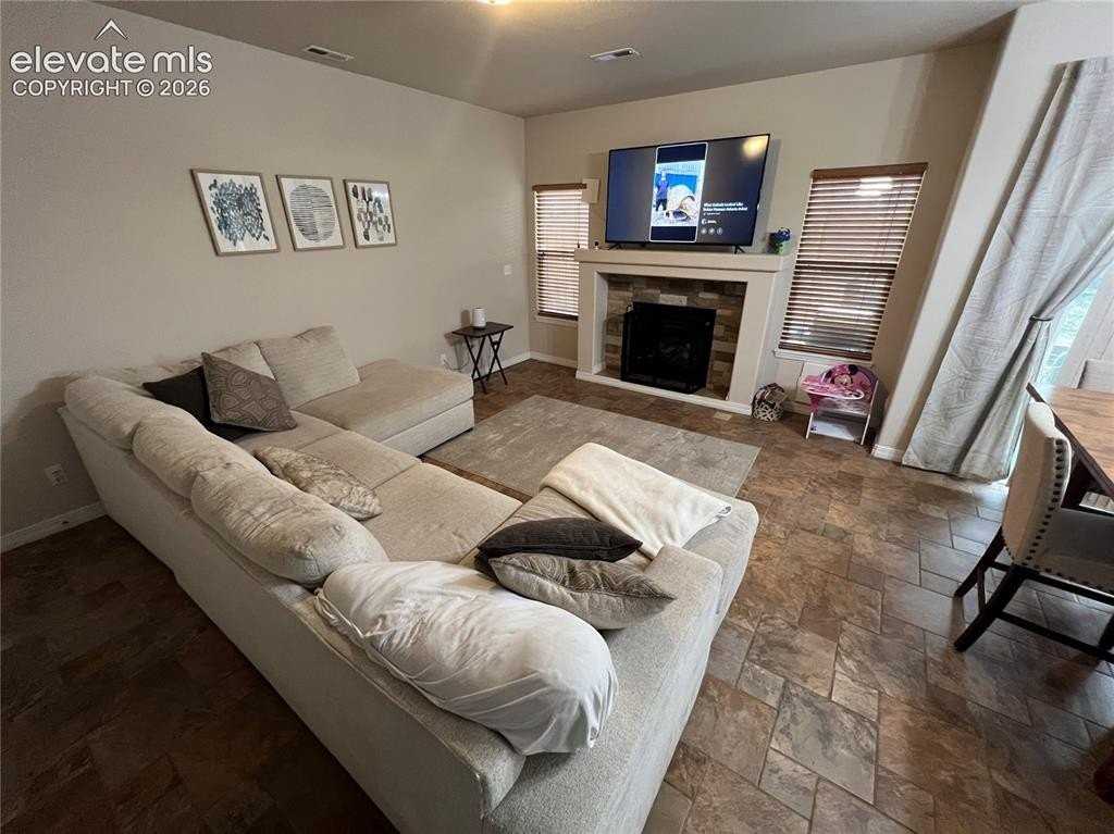2063 Velliquette Ln - Photo 2 of 31