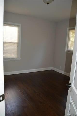 2111 Rochester Rd - Photo 6 of 19
