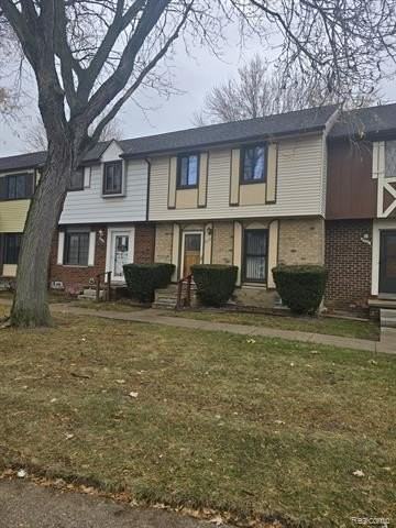 8410 Hickory Dr - Photo 2 of 27