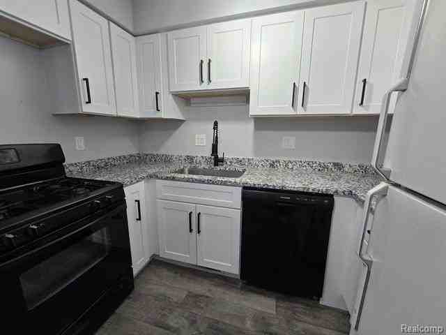 8410 Hickory Dr - Photo 7 of 27