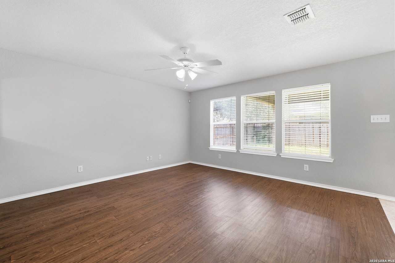 10307 Roseangel Ln - Photo 6 of 26