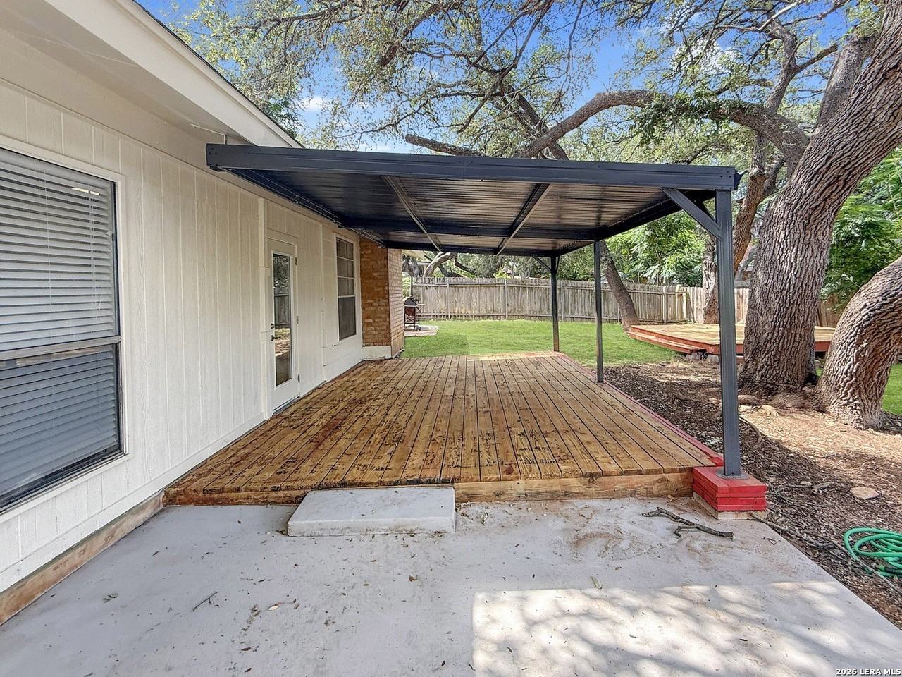 14707 Chimney Way St - Photo 6 of 28