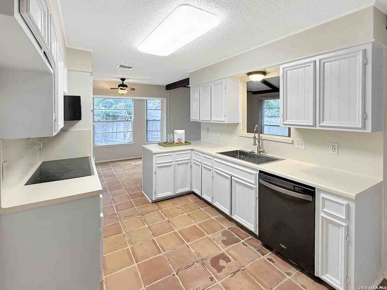 14707 Chimney Way St - Photo 7 of 28