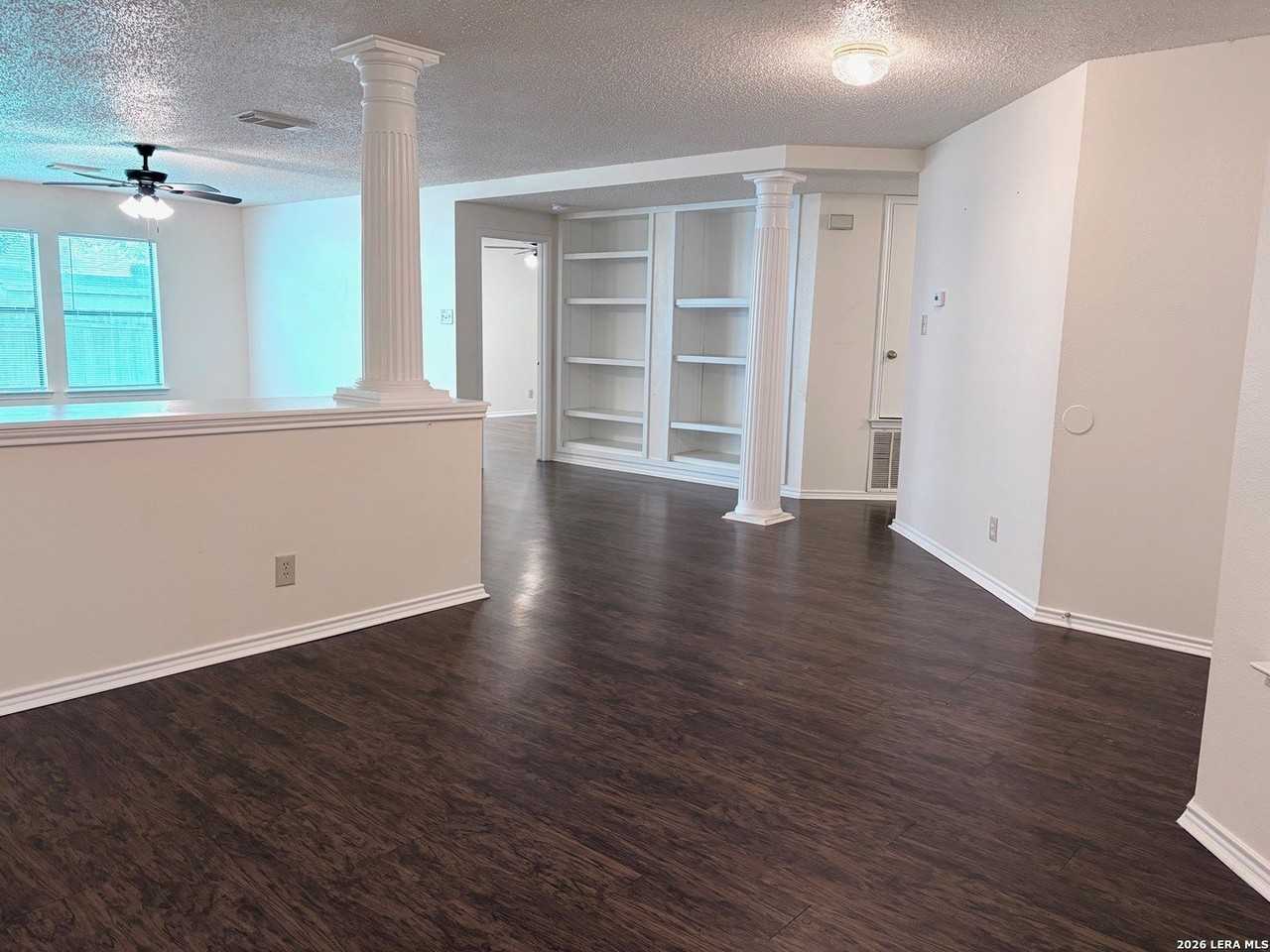 2921 Candleberry Dr - Photo 2 of 16
