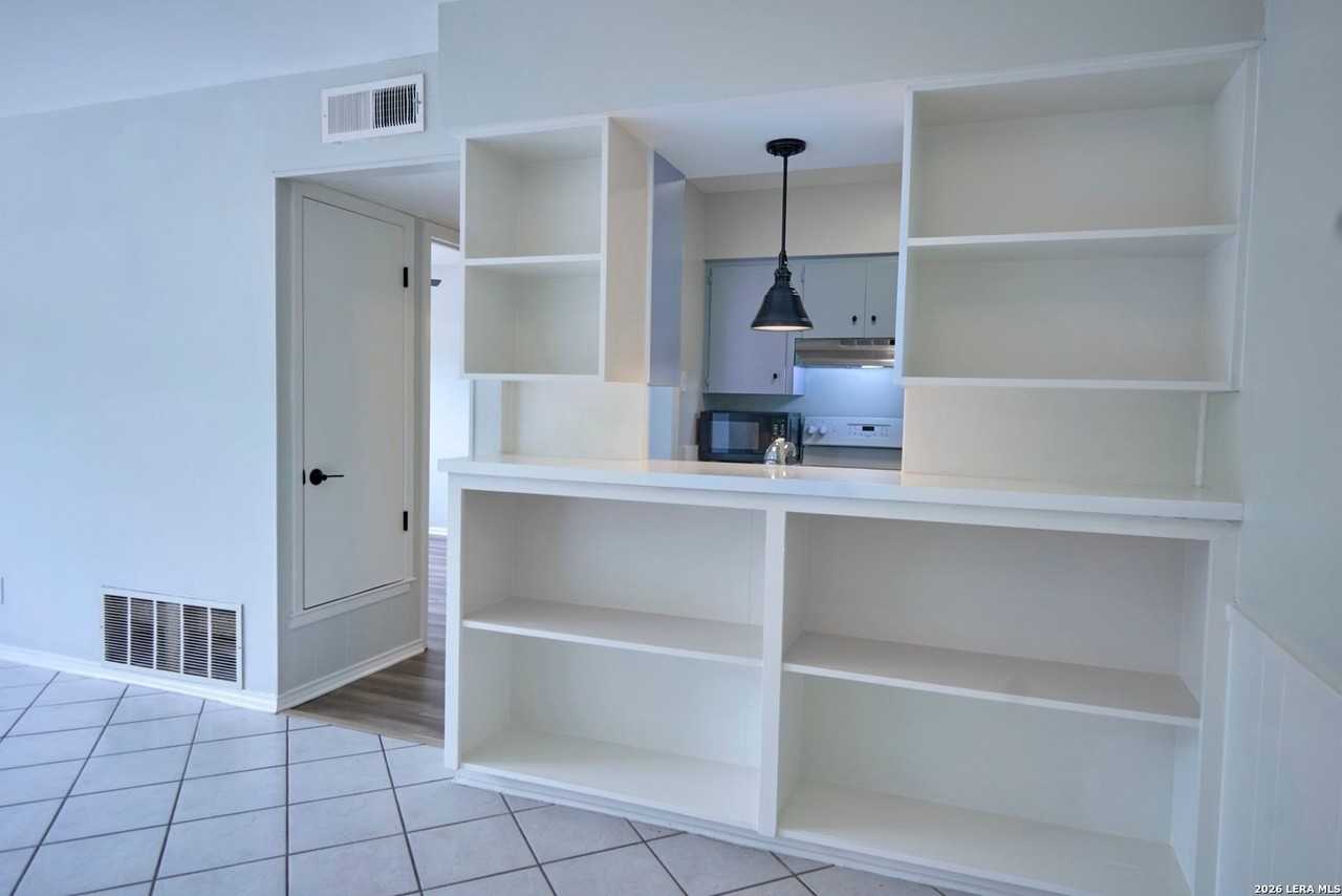219 W Silver Sands Dr #5 - Photo 7 of 26