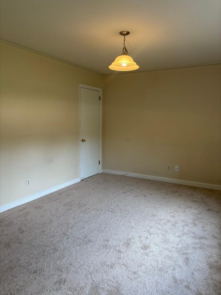 2426 Peach Orchard Rd - Photo 4 of 32