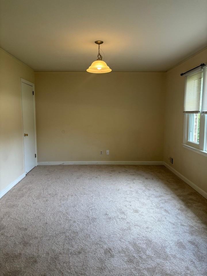 2426 Peach Orchard Rd - Photo 5 of 32