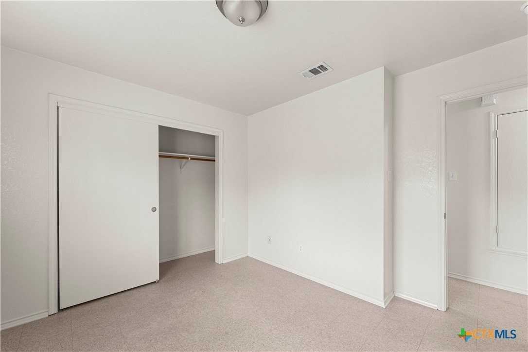 503 E Union - Photo 7 of 18
