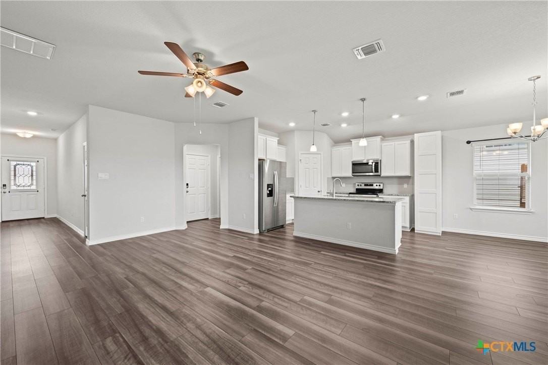 1937 Rosson St - Photo 2 of 19