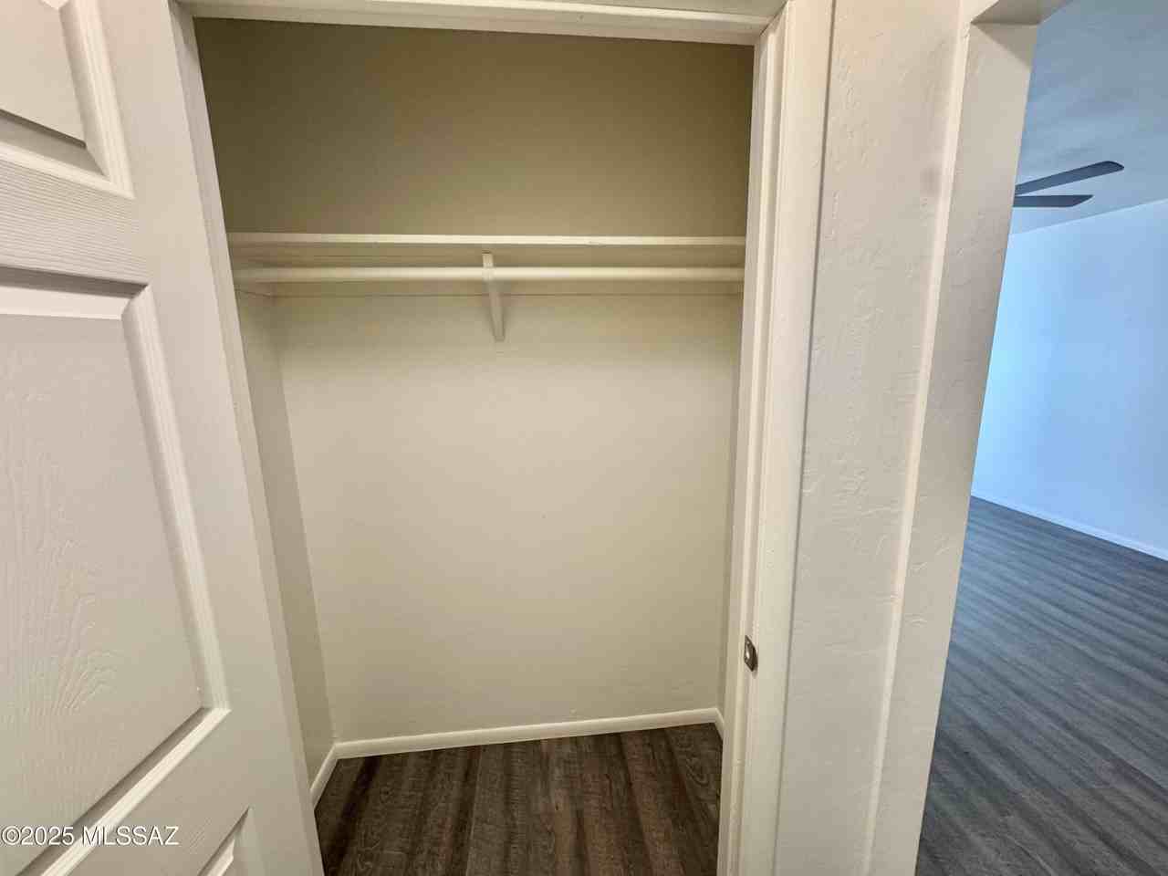 3323 E Blacklidge Dr #3323 - Photo 5 of 25