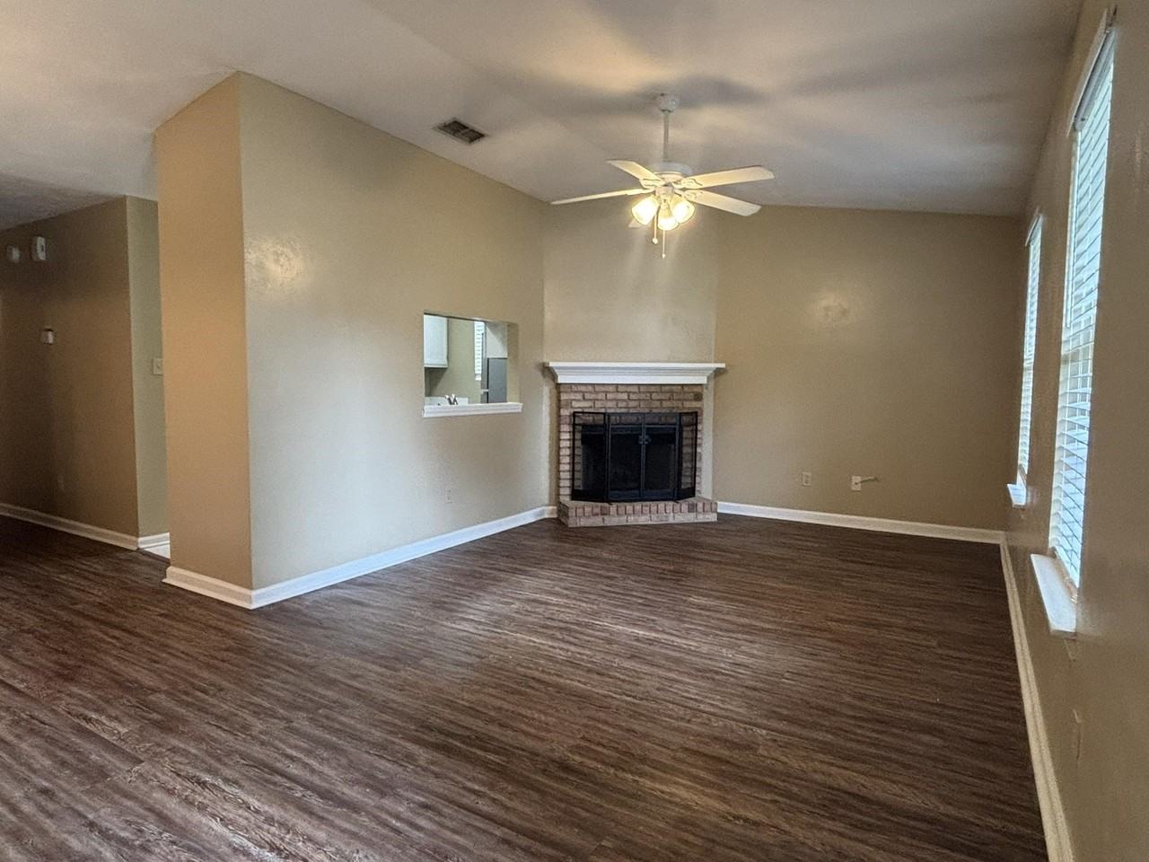 447 Richview Park Cir E - Photo 4 of 26