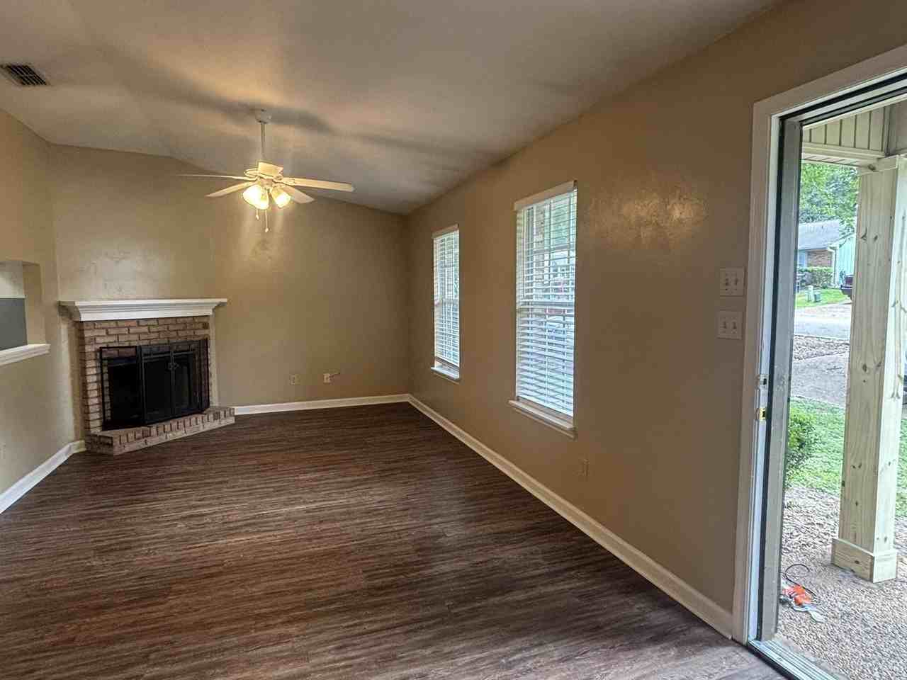 447 Richview Park Cir E - Photo 5 of 26