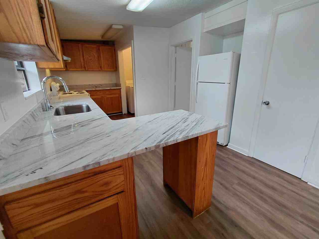 2412 Almond Dr - Photo 7 of 24
