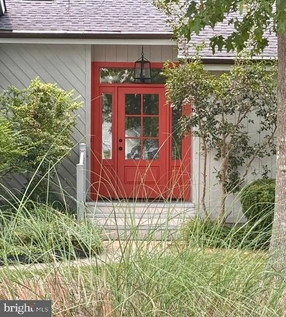 16 Colgate Dr - Photo 2 of 34