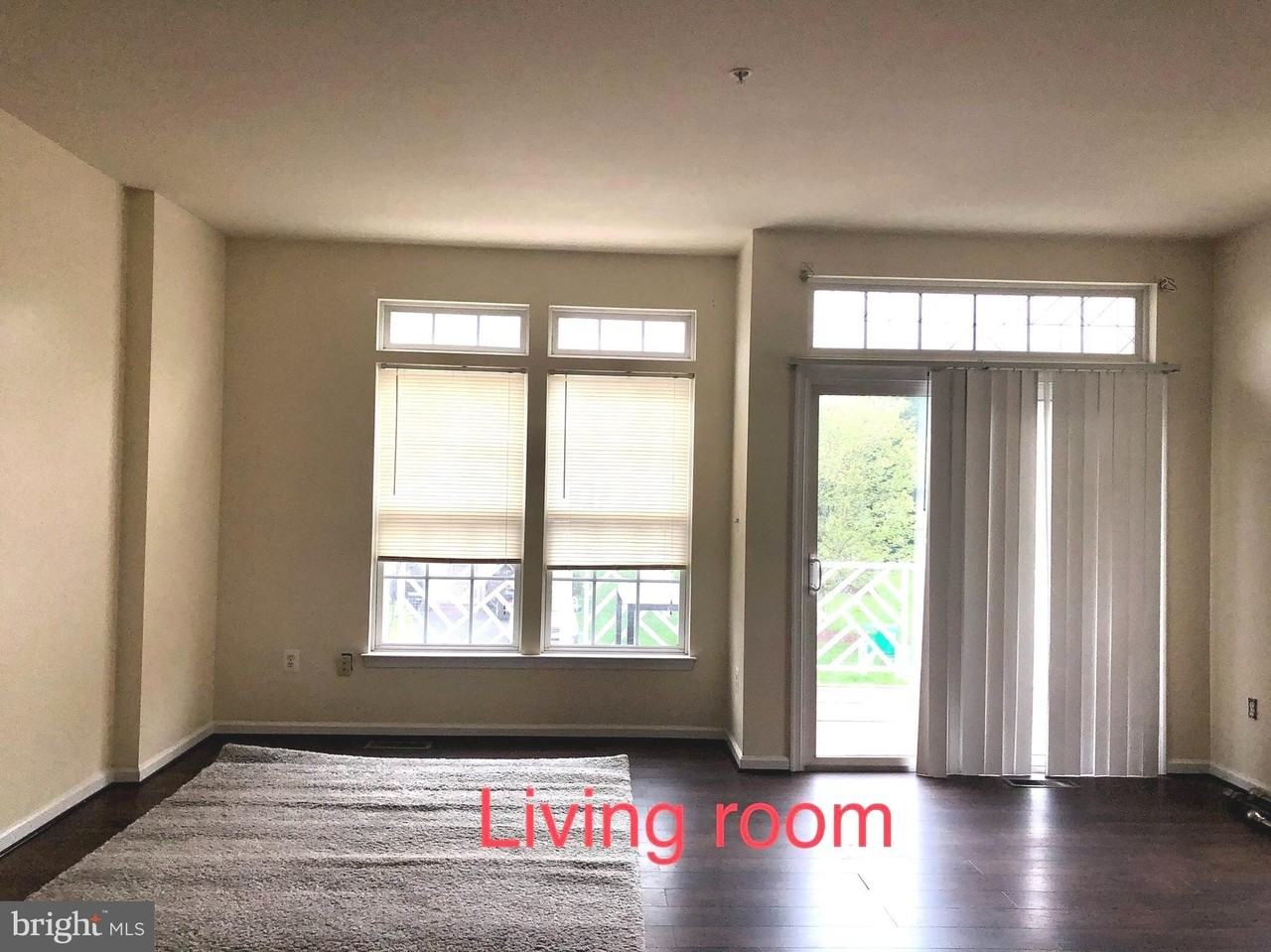 549 Eisenhower Dr - Photo 2 of 15