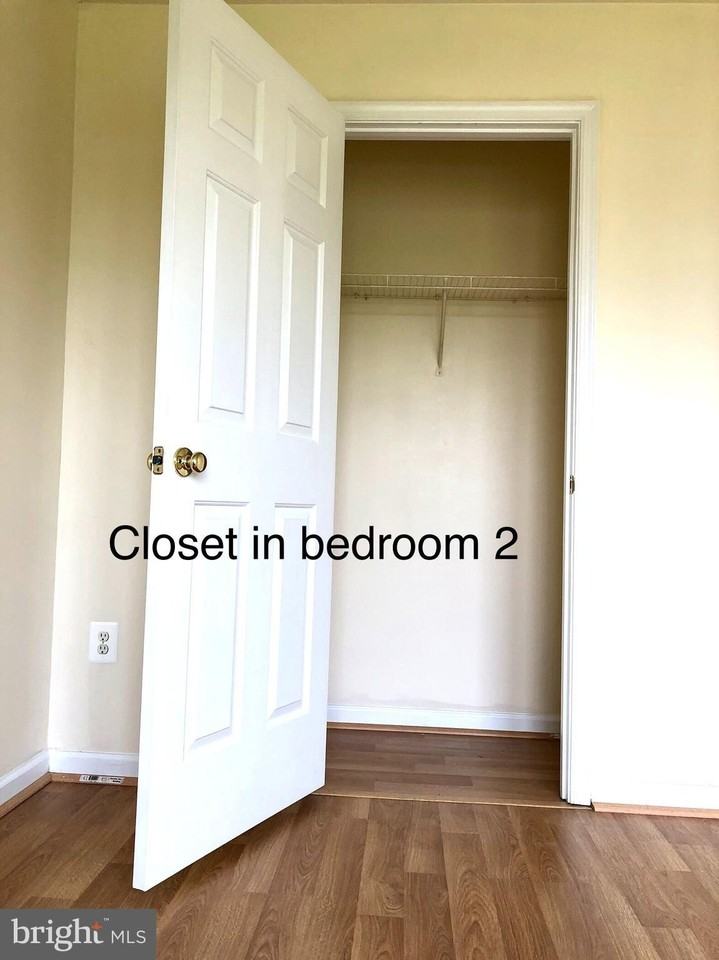 549 Eisenhower Dr - Photo 6 of 15