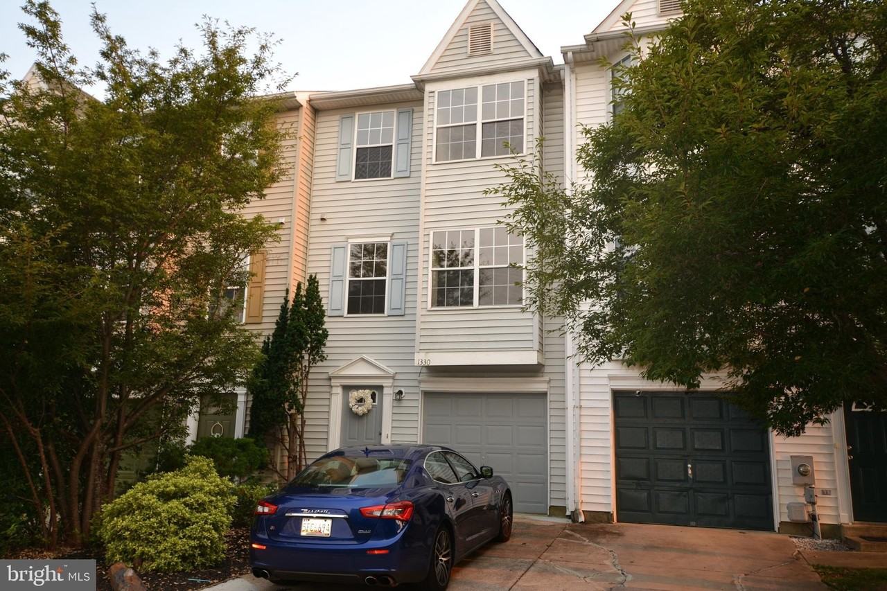1330 Hampshire Dr #7E - Photo 5 of 9