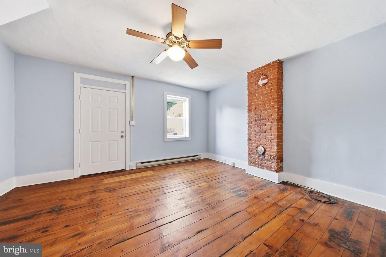 101 W 5th St - Photo 5 of 28