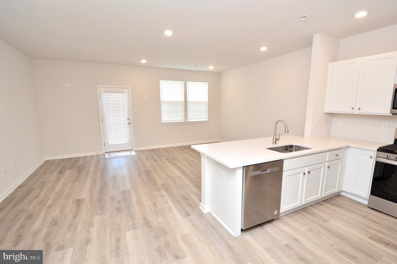 78 Nelsons Way - Photo 2 of 16