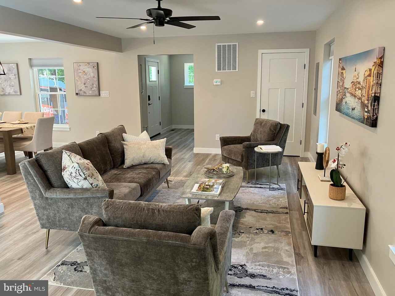 2122 Hanover Blvd - Photo 3 of 48