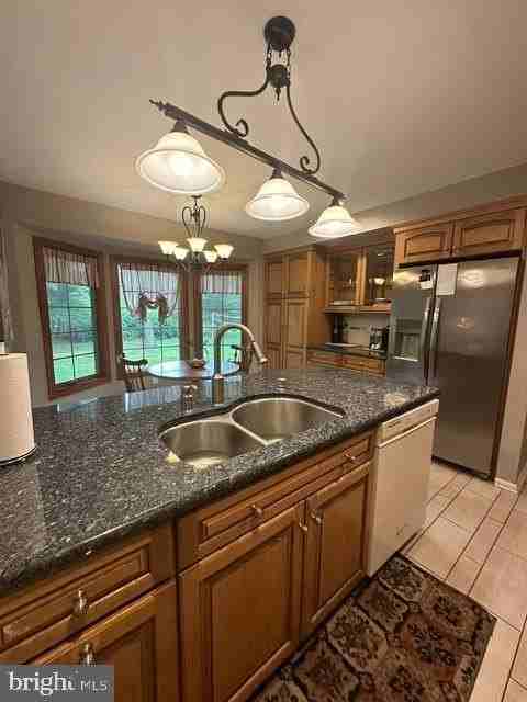 1603 Fairmount Ave - Photo 5 of 14