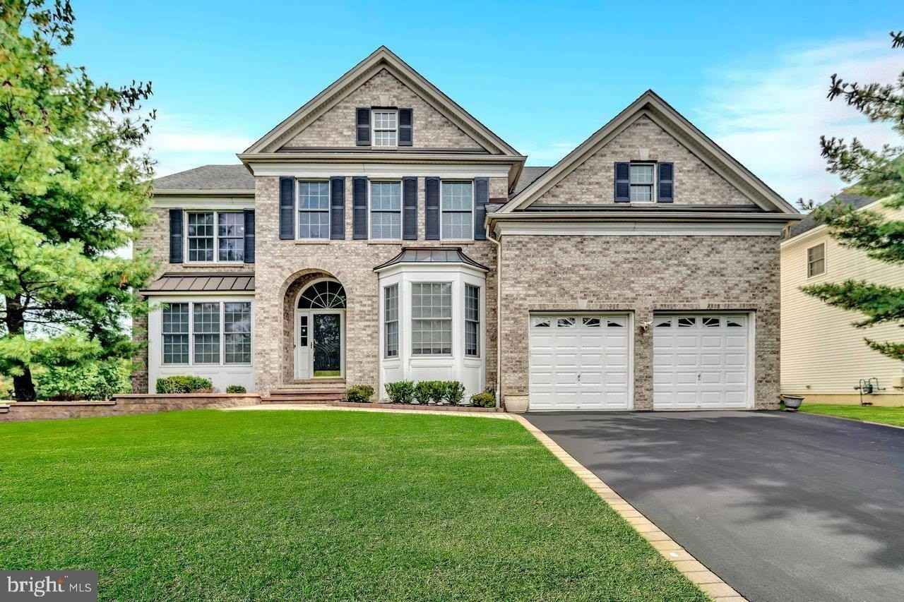 86 Renfield Dr