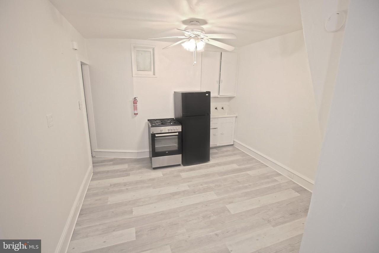 1016 N 11th St #3 - Photo 3 of 10