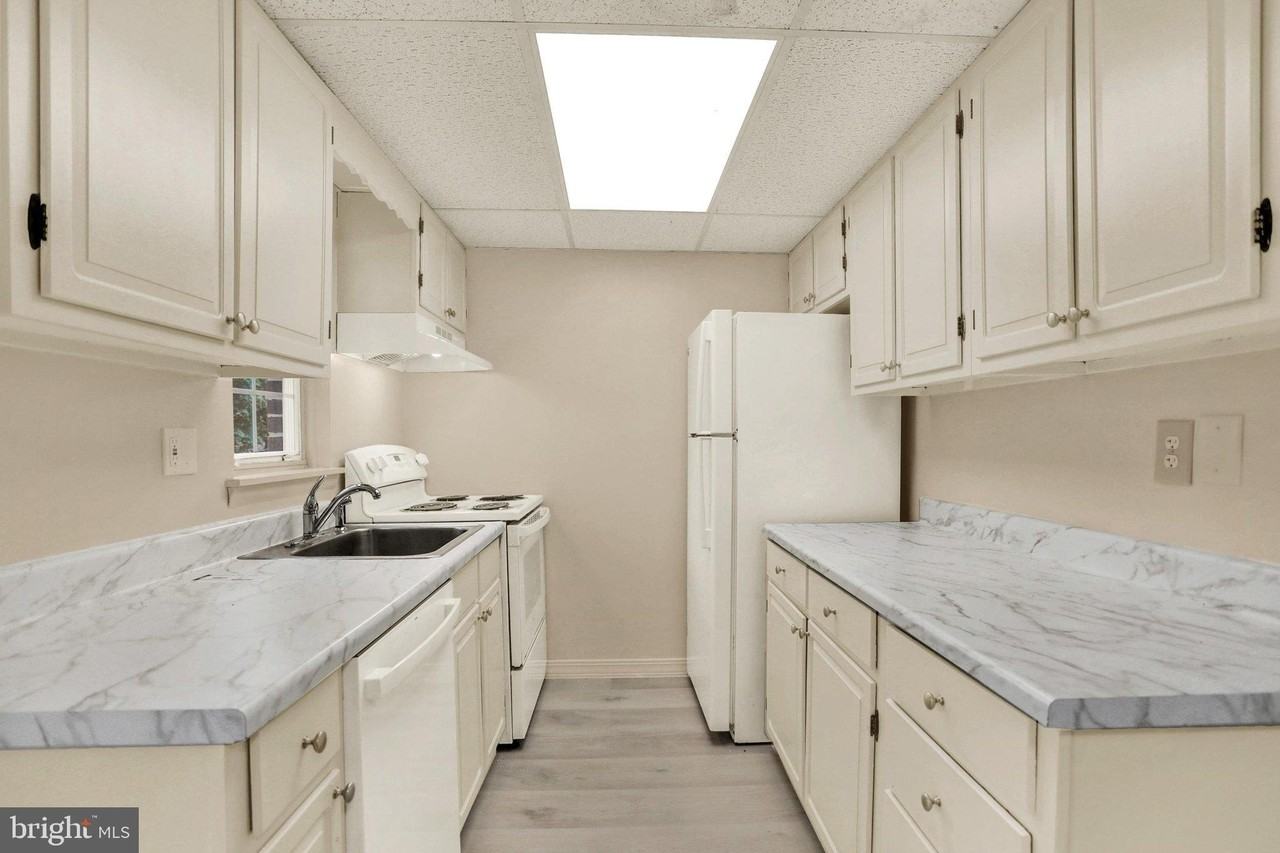 153 Ashford Dr - Photo 4 of 10