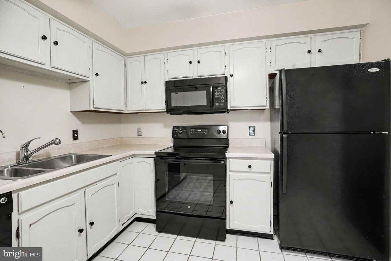 205 Valley Stream Ln #205 - Photo 7 of 30